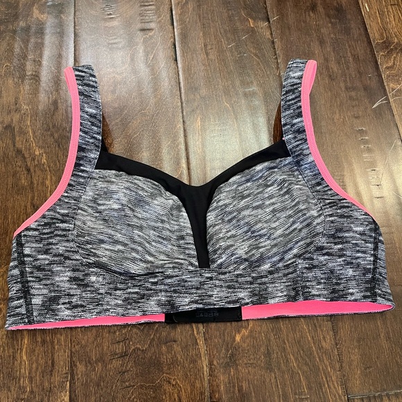 Lululemon Ta Ta Tamer Ill Sports Bra Dramatic Static White Black size 36C - Picture 2 of 8